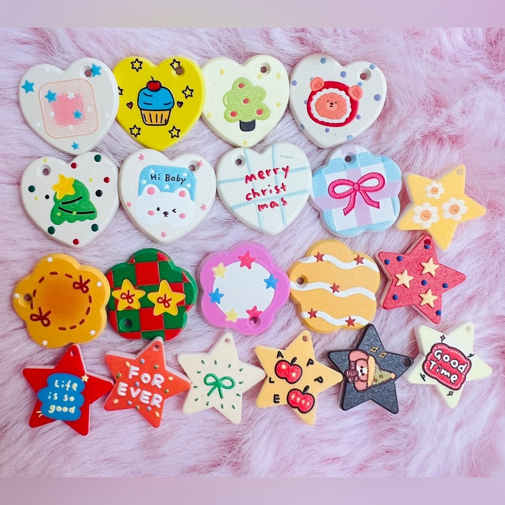 Cute and Gorgeous Decorative Signs For Your Designs